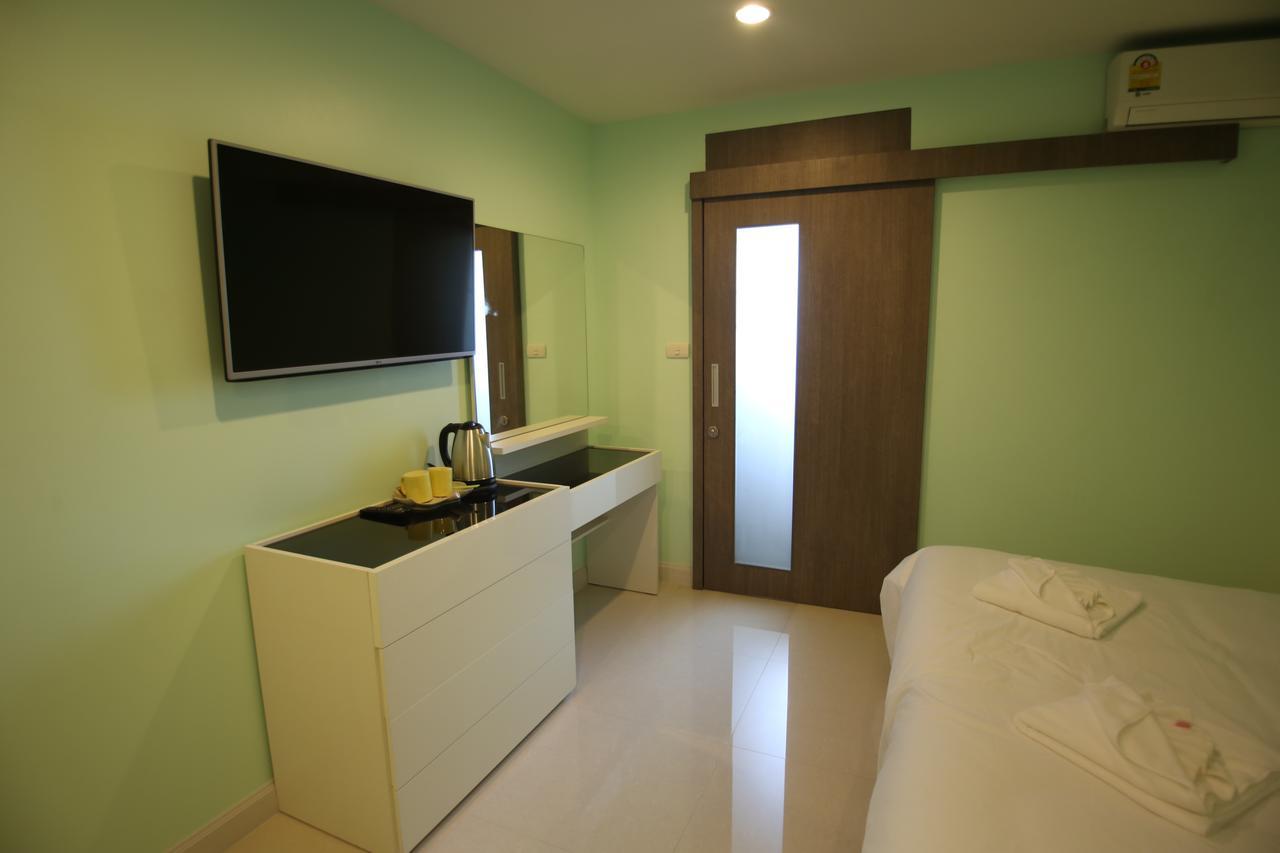Trebel Pattaya Hotel Bagian luar foto