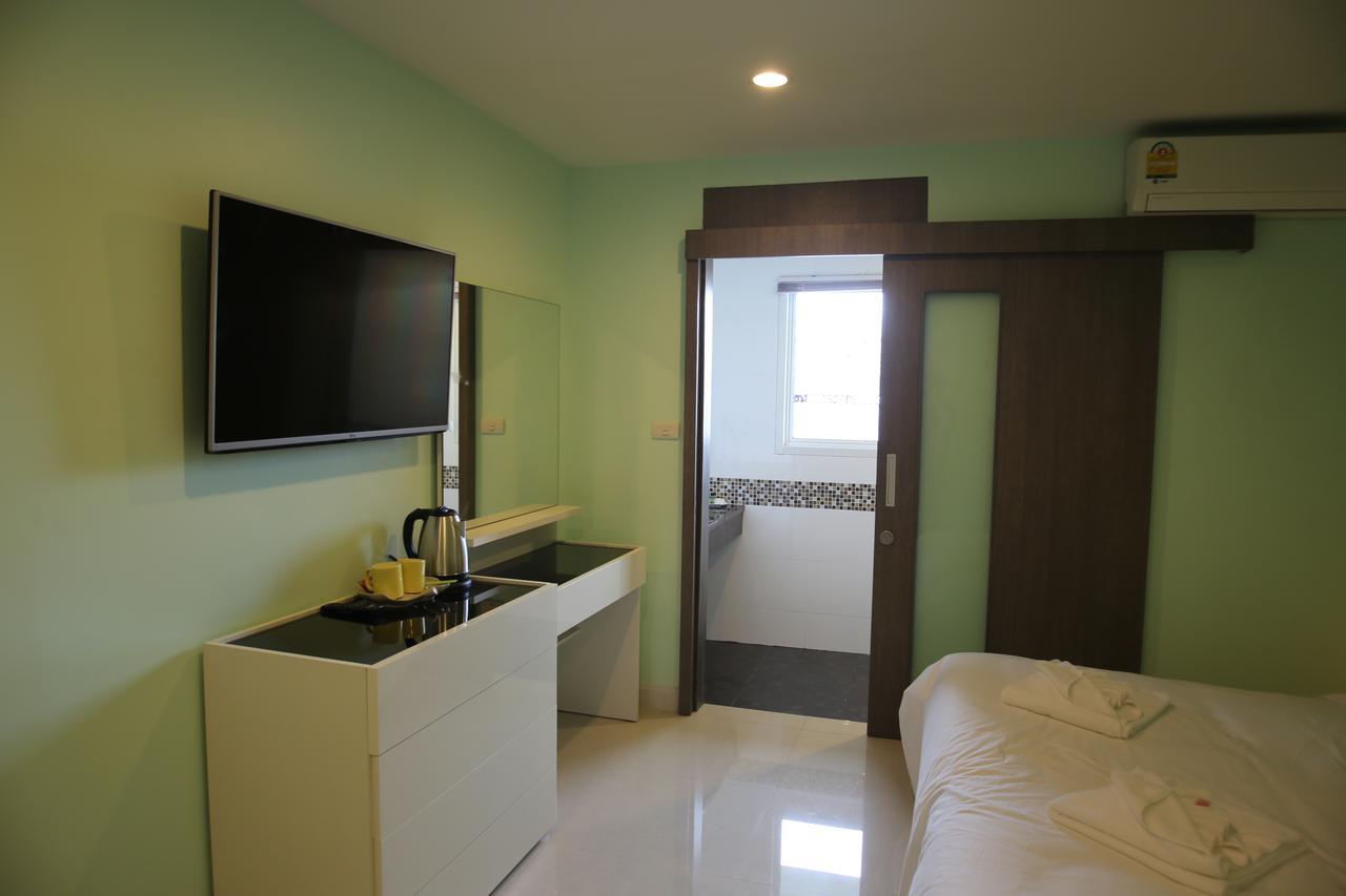 Trebel Pattaya Hotel Bagian luar foto