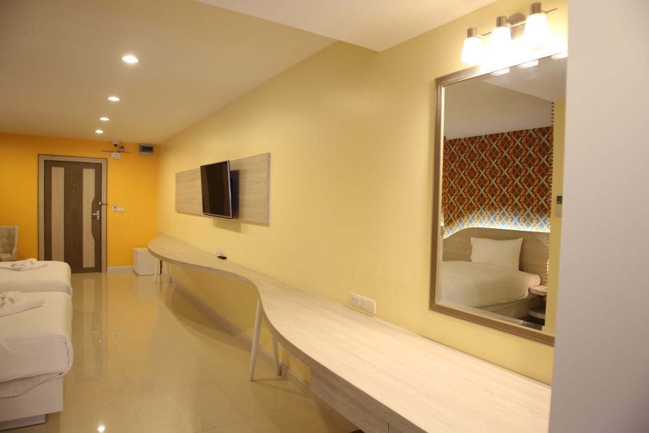 Trebel Pattaya Hotel Bagian luar foto